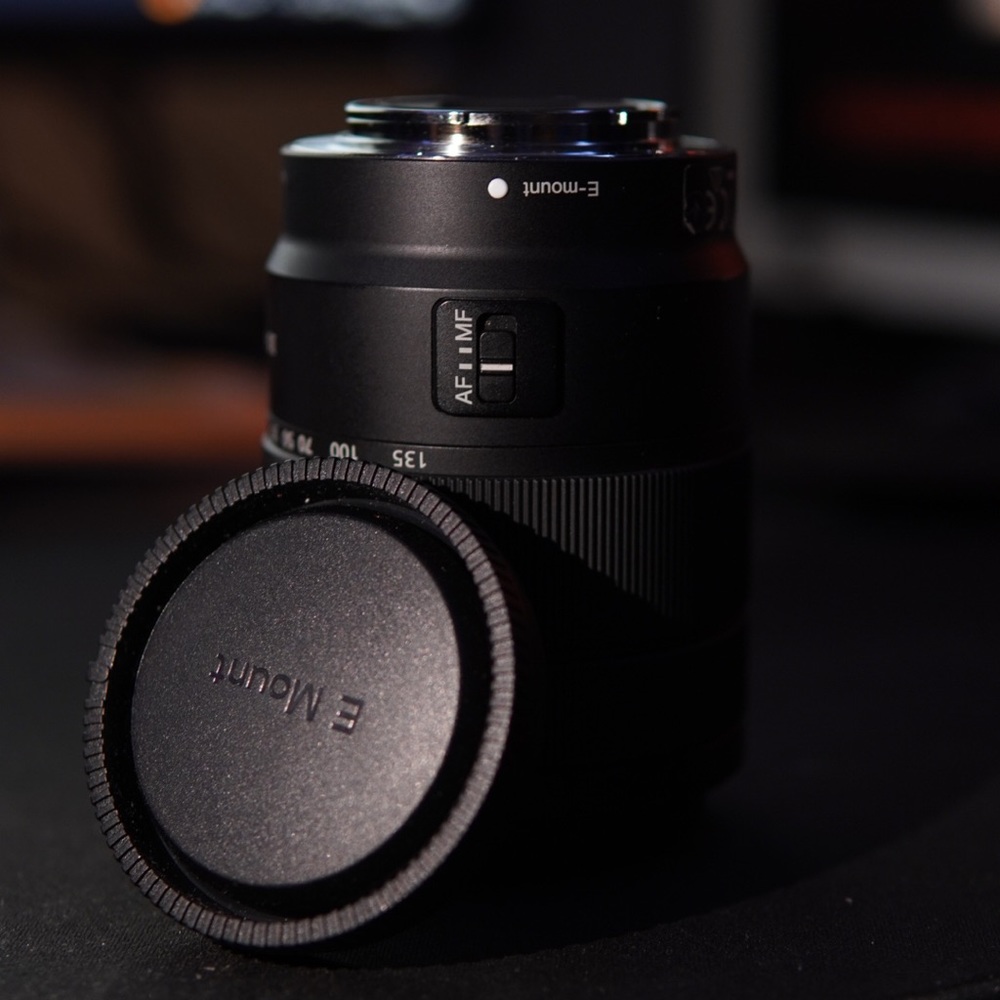 Sony e mount 18-135mm F 3.5-5.6 lens